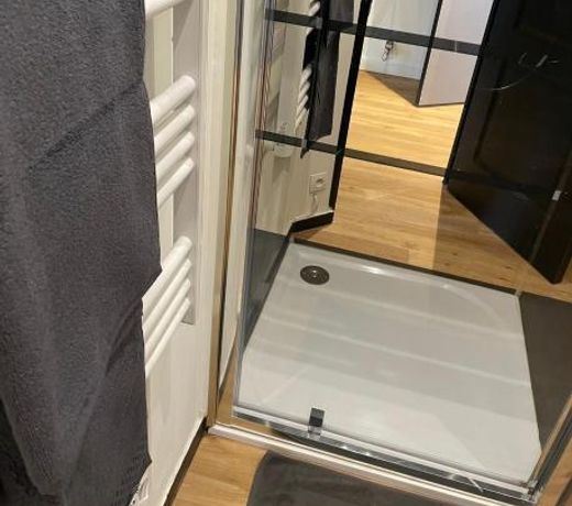 Appartement neuf et chaleureux dans Leers centre