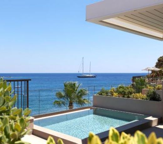 Castello Infinity Suites