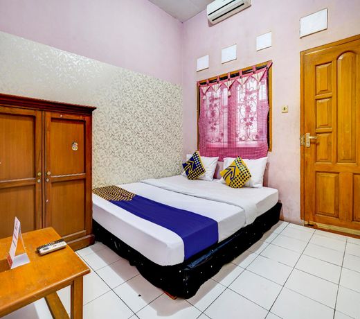 SPOT ON 90171 Pondok Kuning