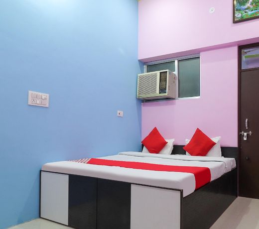 OYO 73984 Jatin Hotel