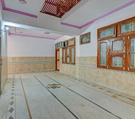 SPOT ON 76207 Krishna Balram Guest House