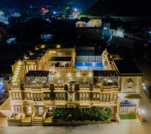 Hotel Grand Khalifa