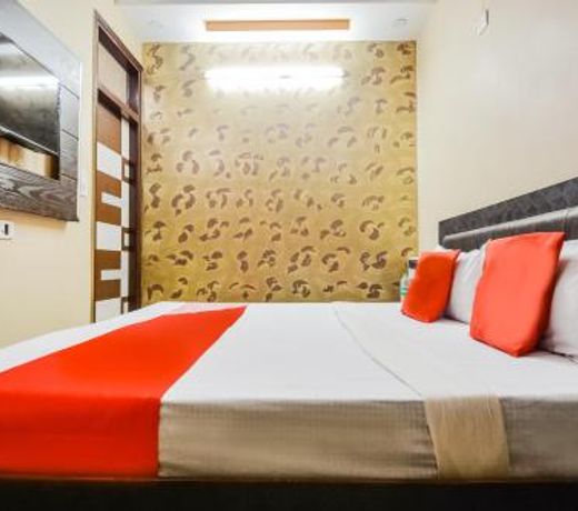 FabHotel Limestone Aura