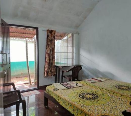 Discovery guest house