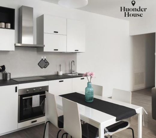 Huonder House