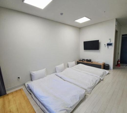 World Sky Residence Hotel