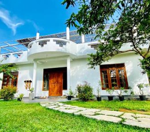 Madiha Surf House Lanka