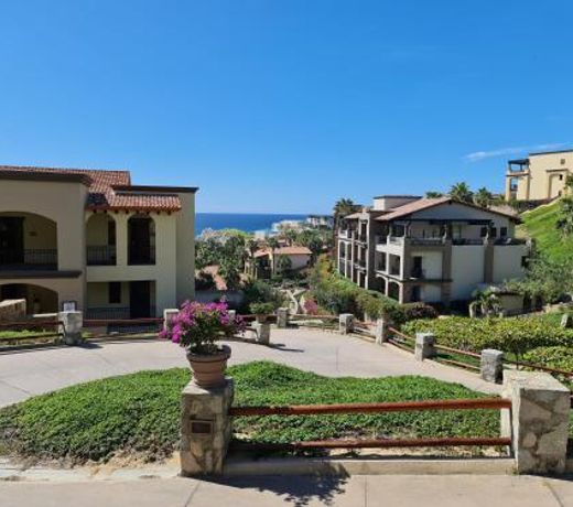 Pueblo Bonito Sunset Beach Golf & Spa Resort