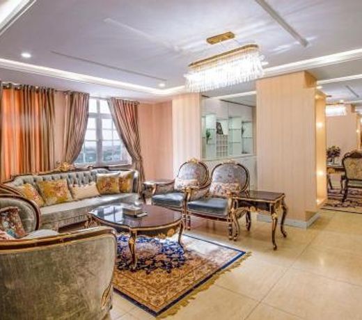 THE PALMS by LA TERRE