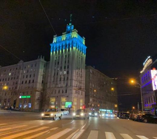 Panorama Luxury Apartment in The House with a Spire, a historical building in the city centre