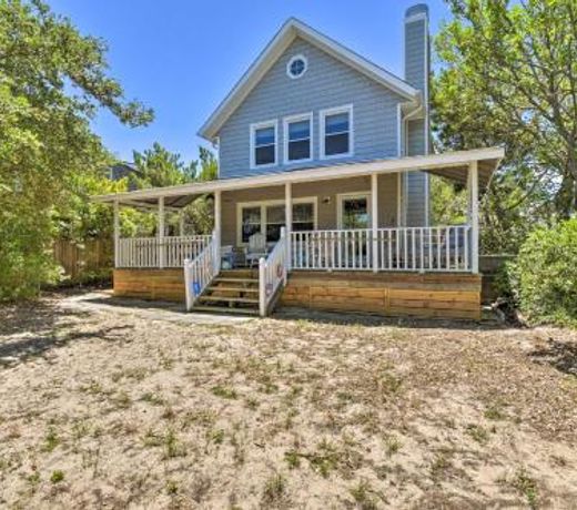 Classic Chesapeake Beachside Cottage with Porch