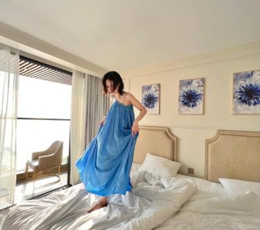 La Vague Hotel