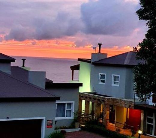 Sea View 3 bedrooms Villa in Brenton On The Rocks