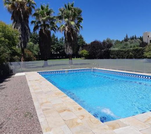 Casa con parque por los caminos del vino