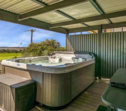 Gokus Shack Rural and water views with a spa