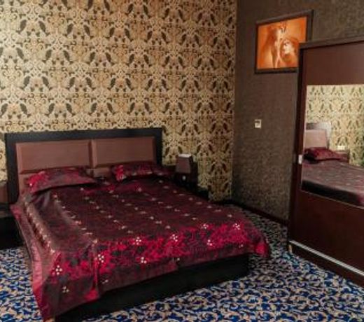 Cinema plaza hotel