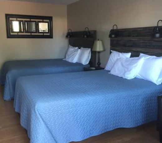 Kacee's Northern Suites