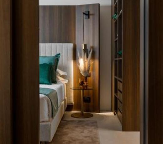 We Me Suite Hotel