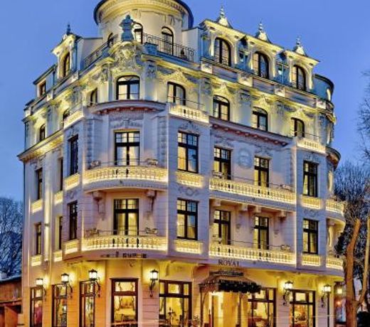 Royal Hotel