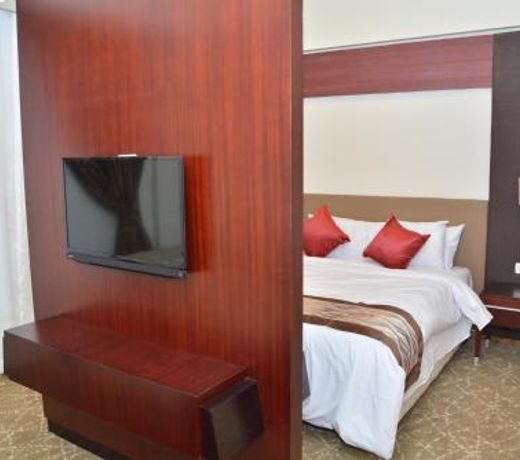 Royal Suite Best Price