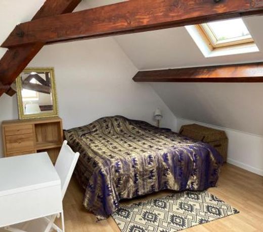 Belle chambre spacieuse