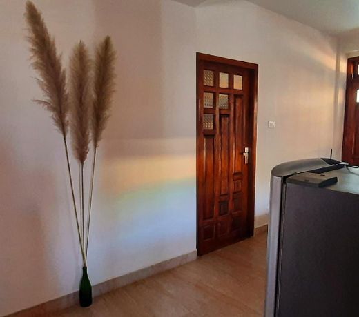 A la Maison