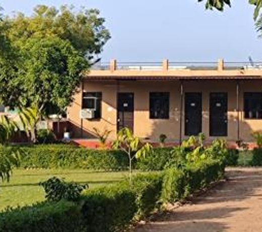 Aravali Bagh Palace
