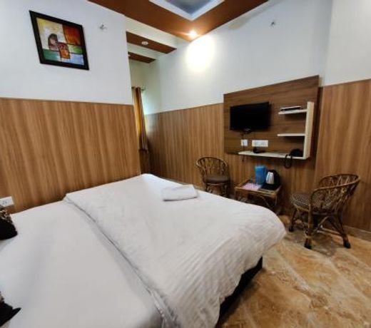 Perfect Bhagirathi in Tapovan Rishikesh By Perfect Stayz