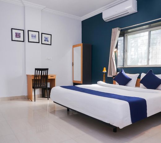 SilverKey Executive Stays 77140 Vishrantwadi