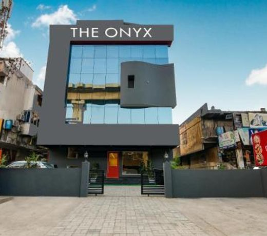 Hotel The Onyx