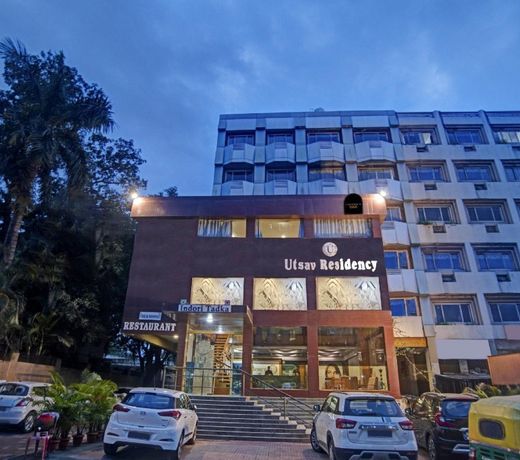 Townhouse OAK Utsav Residency