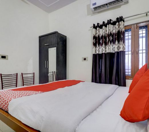 OYO 77774 Utsav Residency