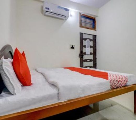 OYO 77774 Utsav Residency