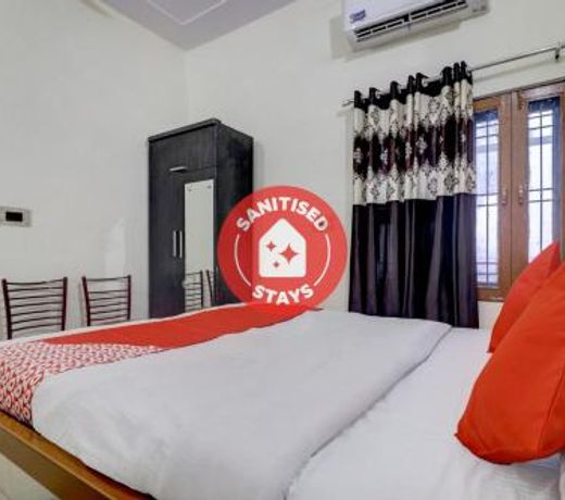 OYO 77774 Utsav Residency
