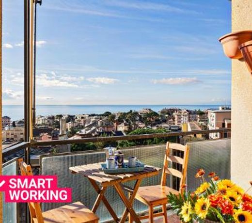 Homey Seaview Apartment by Wonderful Italy