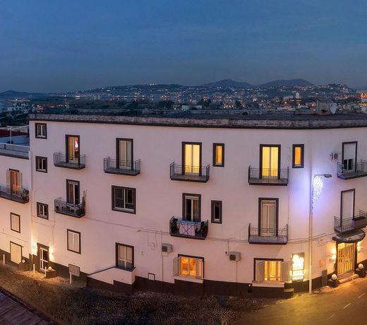 Naro Suites and Rooms
