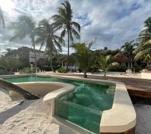 Roc Luxe Tulum