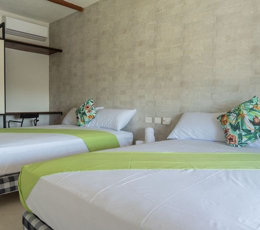 Hotel MAYARI HolBox