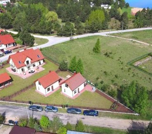 Komfortowe domki nad jeziorem - Zielony domek 1