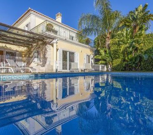 Villa Kika