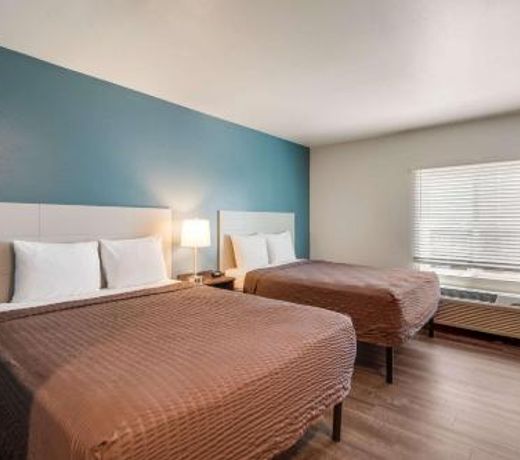 WoodSpring Suites Bakersfield Airport