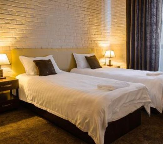 Usman Hotel