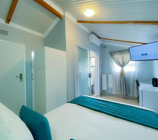 KV LUXURY GUEST HOUSE