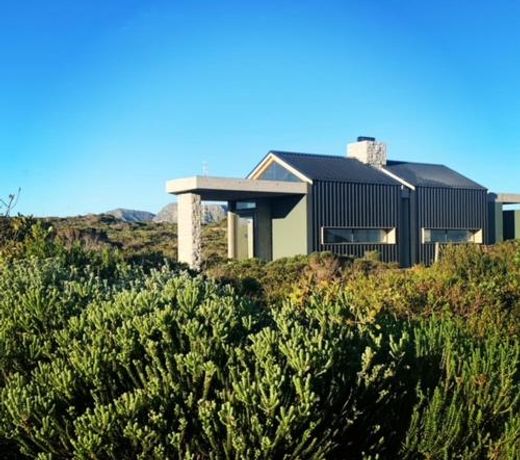 Romansbaai Collection