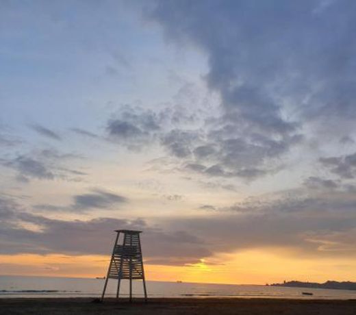 SUNSET Seaview Apartments