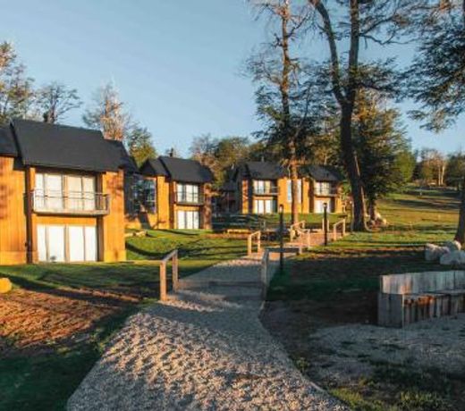 El Refugio Ski & Summer Lodge