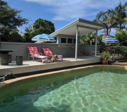 Phoenix Oasis, Family and Pet Friendly Apartment with Pool