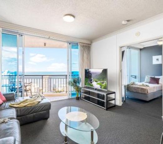 2 Bedroom 1 Bathroom Apartment - Centre of Surfers Paradise, Chevron Renaissance