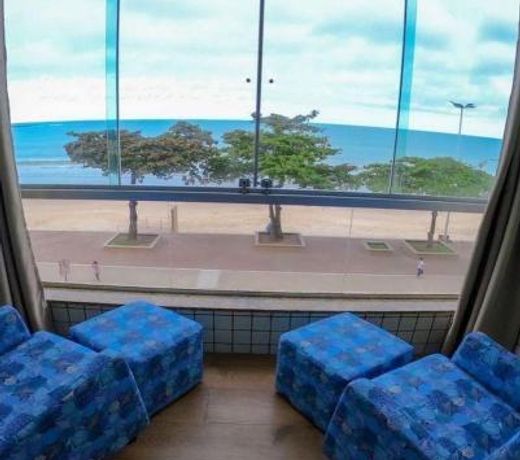 Apartamento de frente para o mar