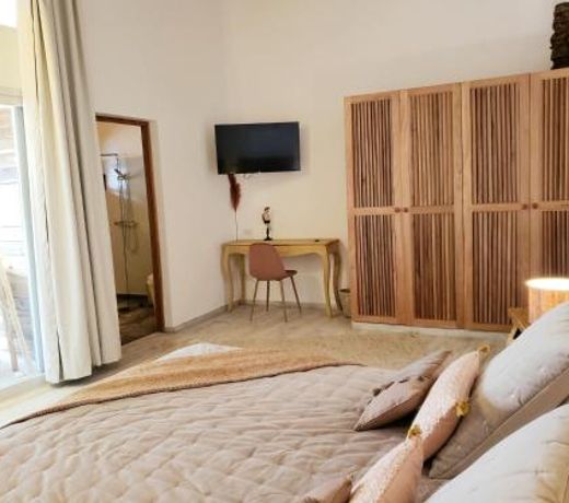 TAKUMA BOUTIK HOTEL